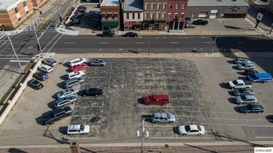 1084 Iowa St, Dubuque, IA - Aerial map view - Image1
