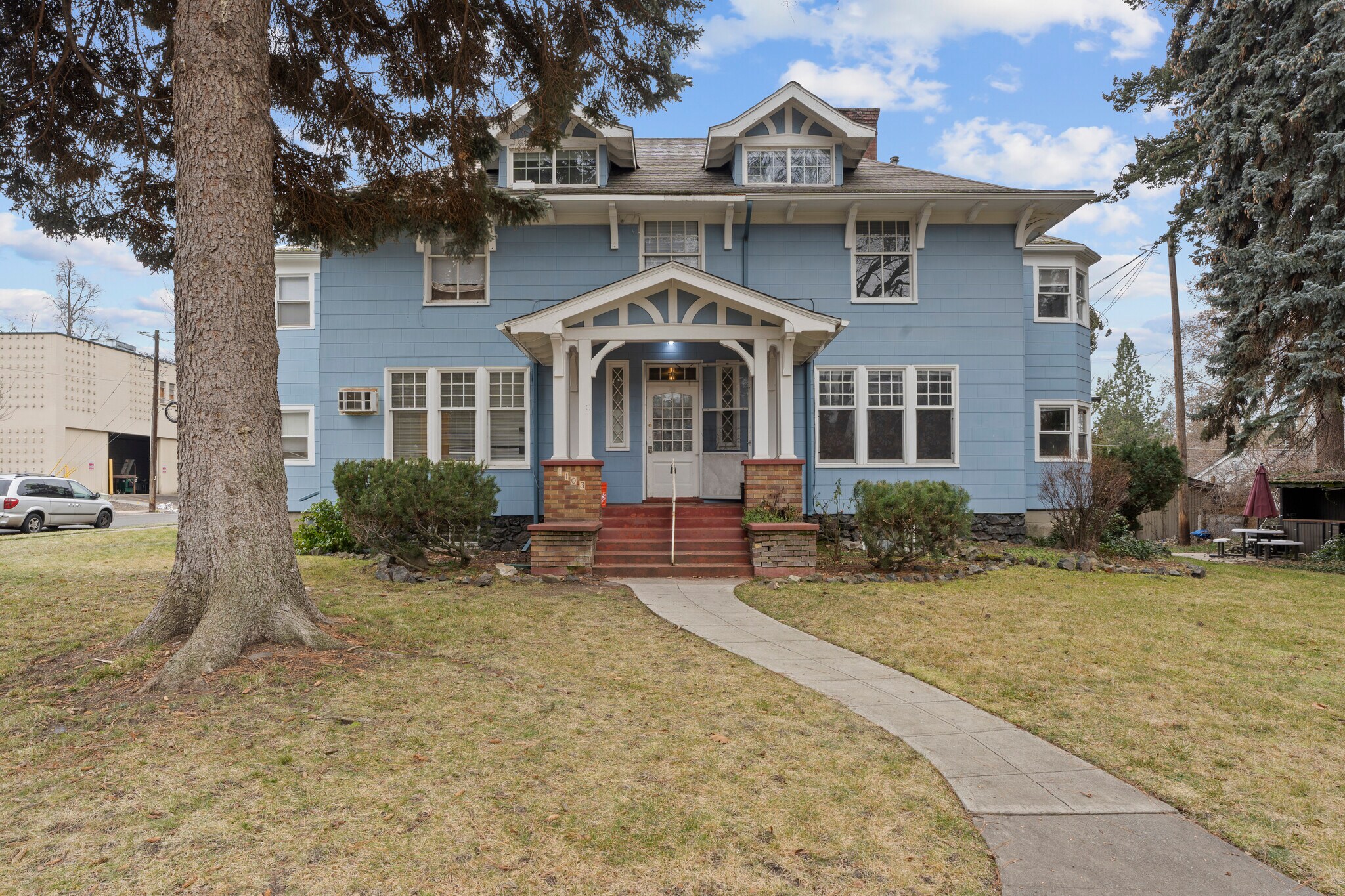 1103 W 9th Ave, Spokane, WA à vendre Photo principale- Image 1 de 10