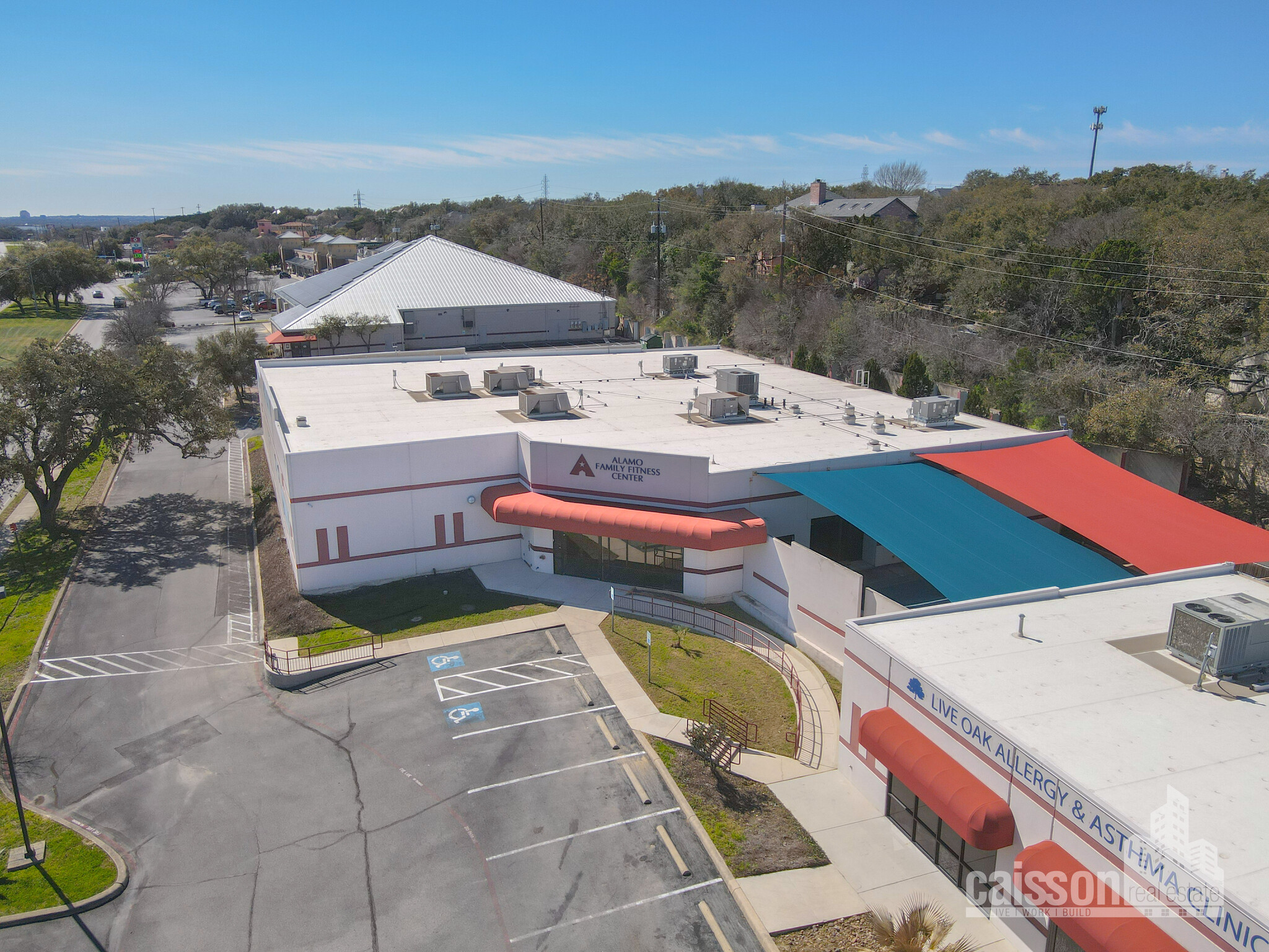 16675 Huebner Rd, San Antonio, TX for lease Building Photo- Image 1 of 3