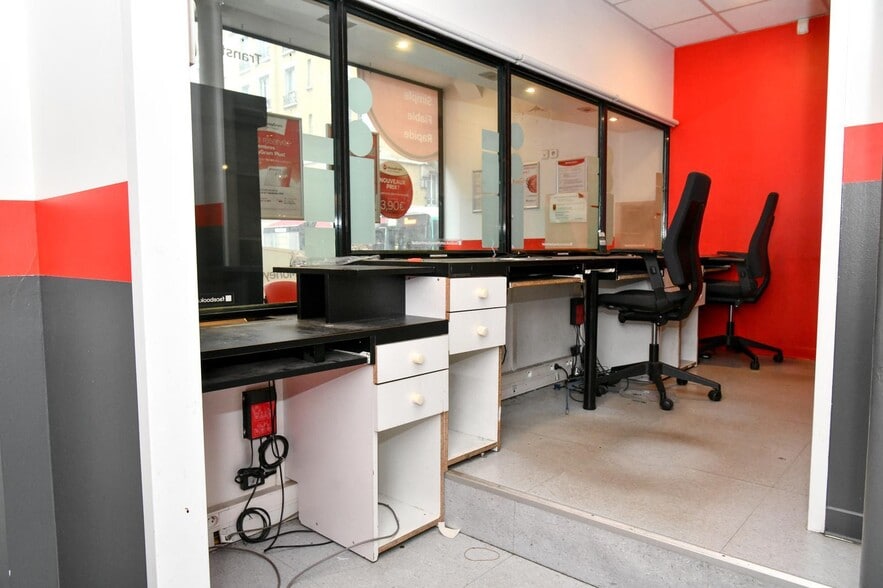 44 Boulevard Du Général Leclerc, Clichy for lease - Interior Photo - Image 2 of 5