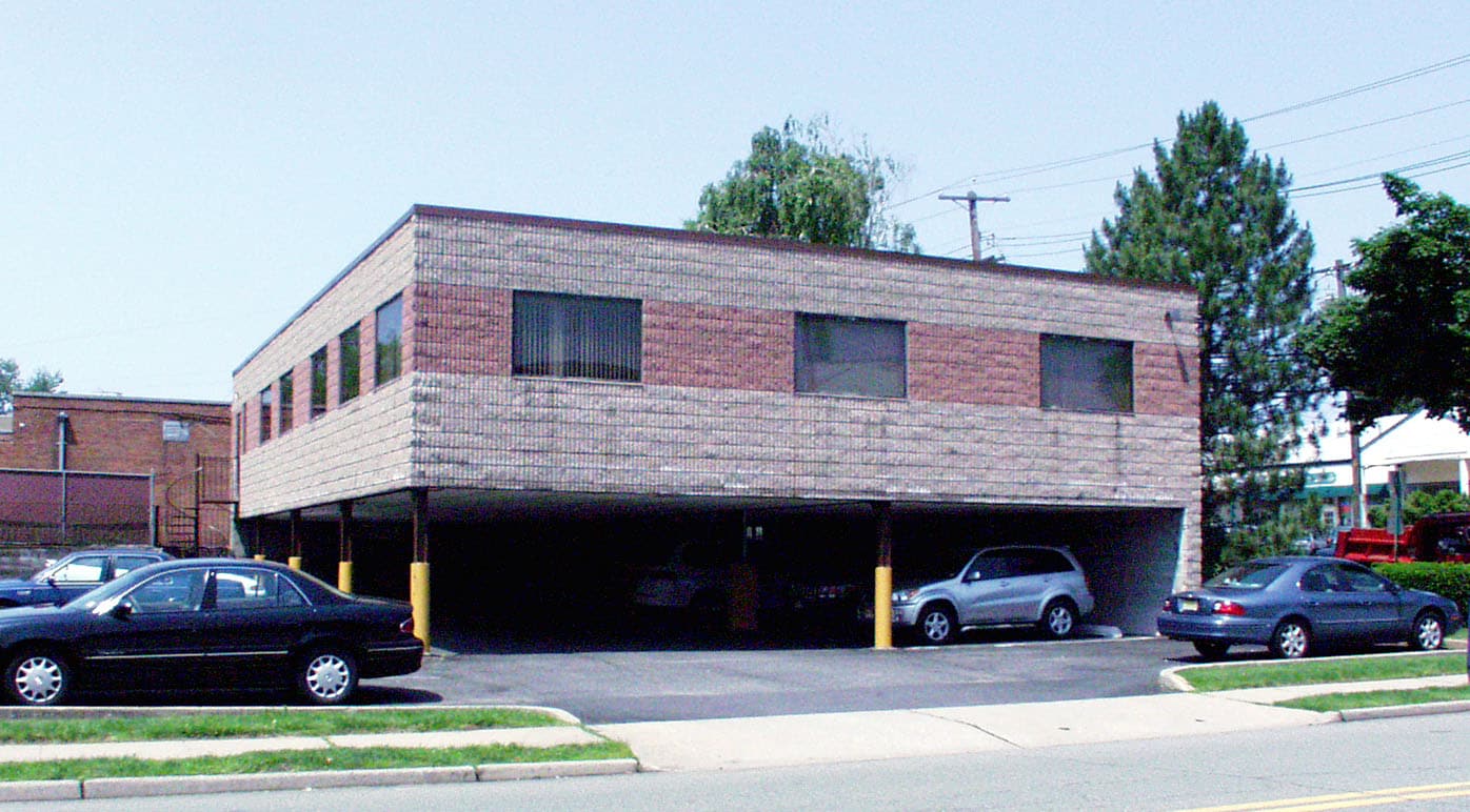 19-20 Fair Lawn Ave, Fair Lawn, NJ for sale Primary Photo- Image 1 of 3