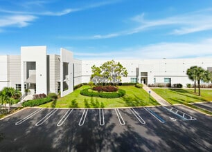 2035 High Ridge Rd, Boynton Beach, FL for lease Building Photo- Image 1 of 1