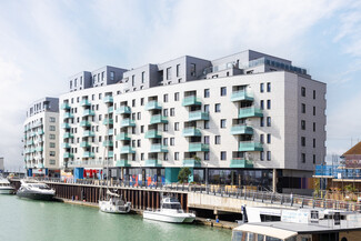 Plus de détails pour Brighton Marina, Brighton - Vente au détail à louer