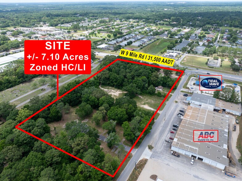 1861 W Nine Mile Rd, Pensacola, FL à vendre - Photo du bâtiment - Image 2 de 19
