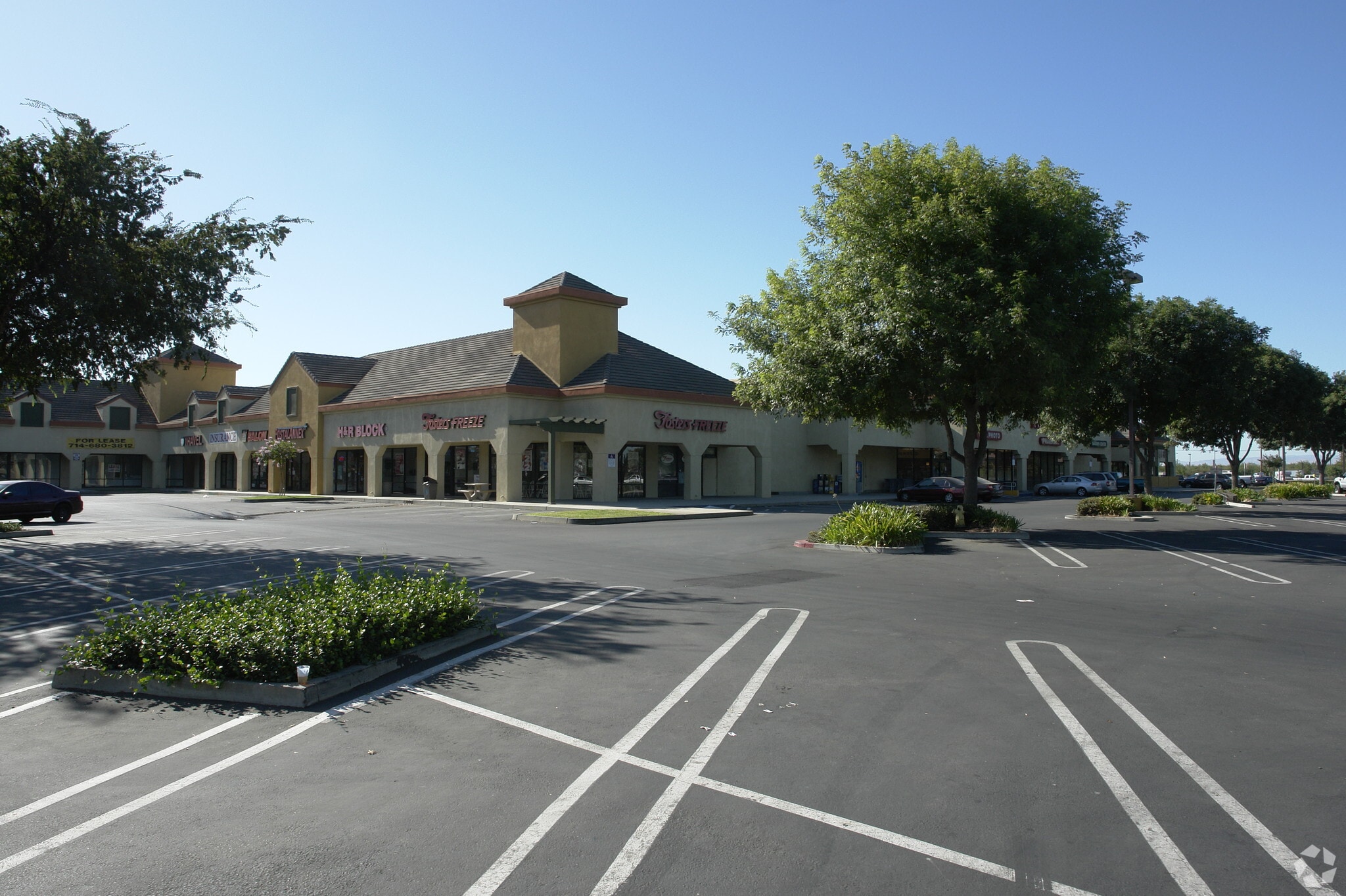 3900 Pelandale Ave, Modesto, CA for lease Primary Photo- Image 1 of 6