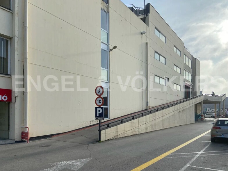 Retail in El Prat de Llobregat, Barcelona for sale - Building Photo - Image 3 of 6