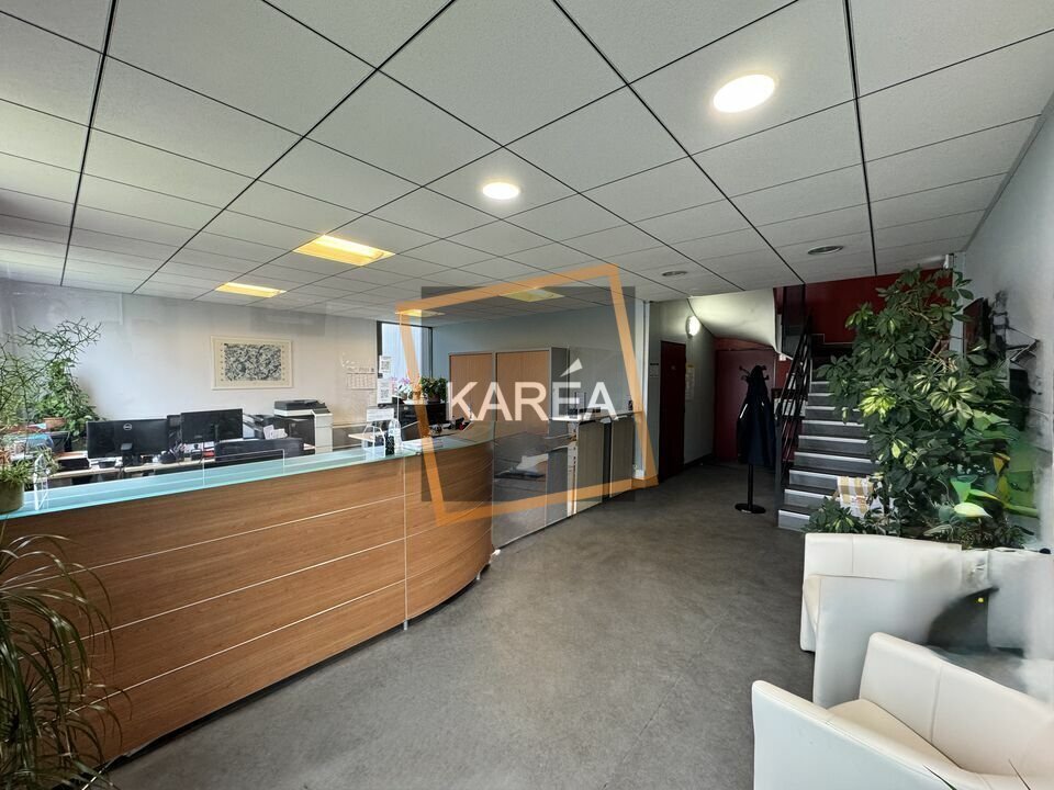 Flex in Mareuil-lès-Meaux for lease Lobby- Image 1 of 6