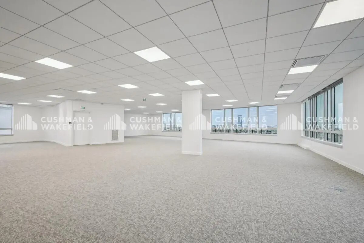 25-29 Boulevard Romain Rolland, Montrouge for lease Interior Photo- Image 1 of 3