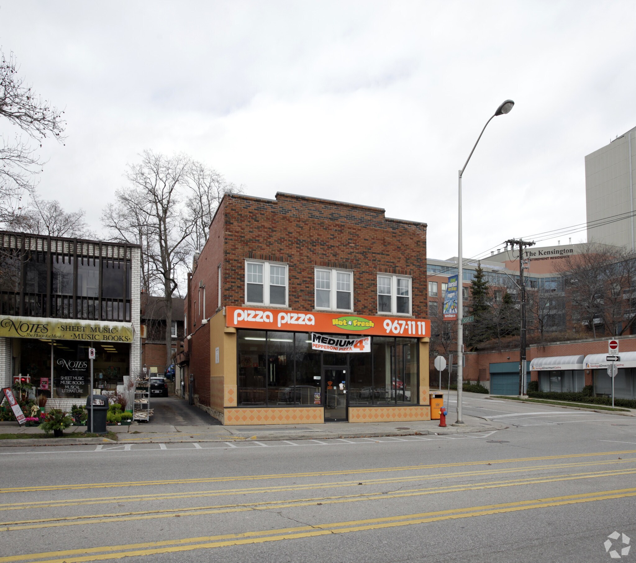 31 Lakeshore Rd W, Oakville, ON for sale Primary Photo- Image 1 of 1