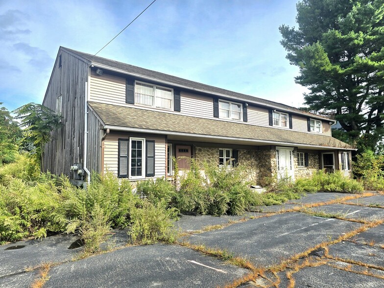 420 Long Hill Rd, Groton, CT à vendre - Photo du b timent - Image 2 de 40