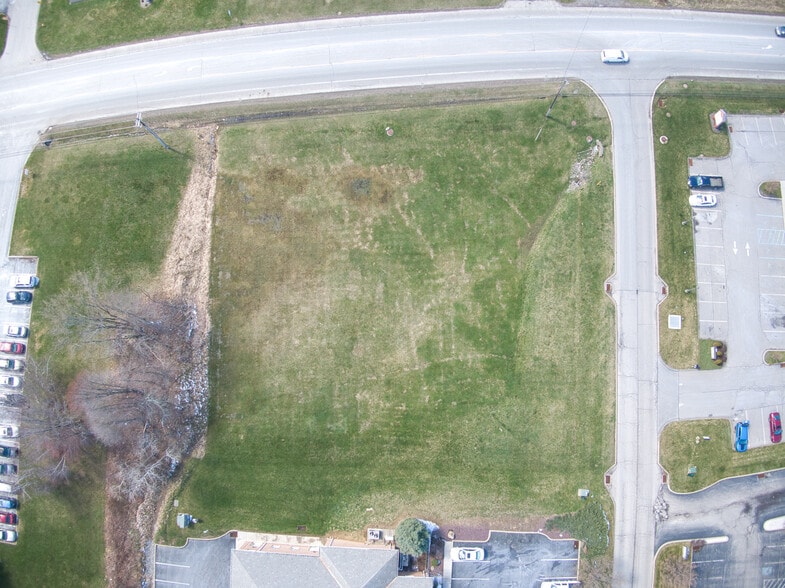 120 Enclave, New Castle, PA for sale - Building Photo - Image 2 of 10