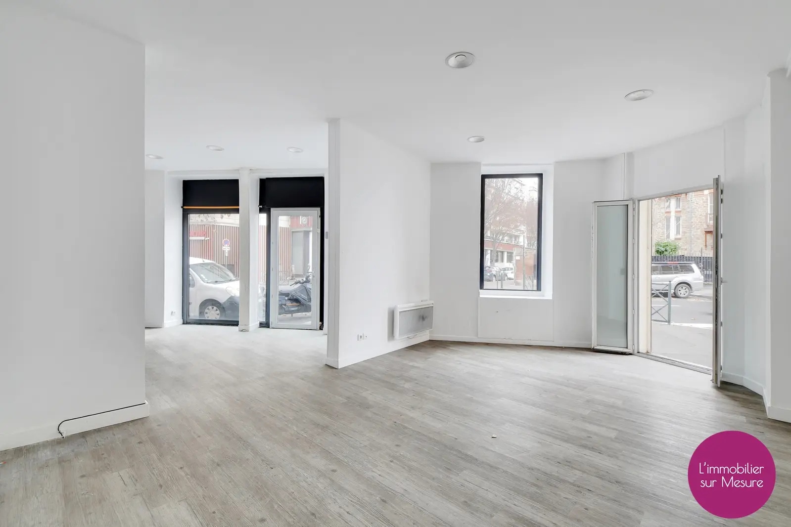 101 Boulevard Voltaire, Asnières-sur-Seine for lease Interior Photo- Image 1 of 7