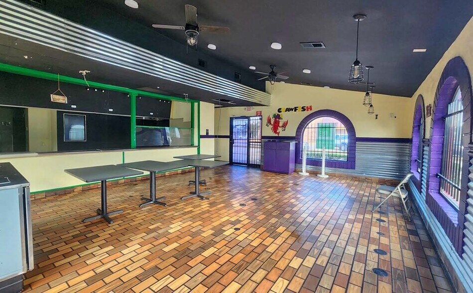 7473 N Shepherd Dr, Houston, TX à louer - Photo intérieure - Image 2 de 8