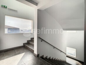 140 Rue Cornaline, Éguilles for lease Interior Photo- Image 1 of 3