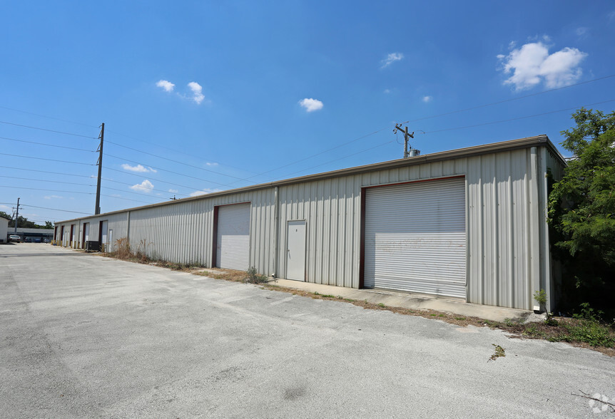 1602 Combee Rd, Lakeland, FL for lease - Building Photo - Image 3 of 4