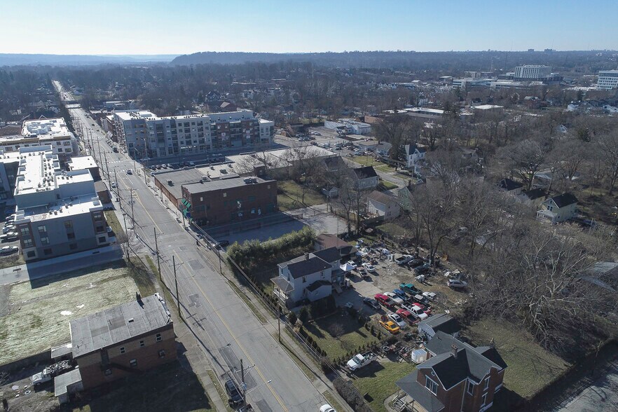 5111 Whetsel Ave, Cincinnati, OH à vendre - Photo du bâtiment - Image 3 de 12