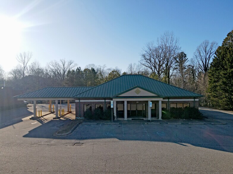 704 York Rd, Kings Mountain, NC for lease - Building Photo - Image 2 of 6