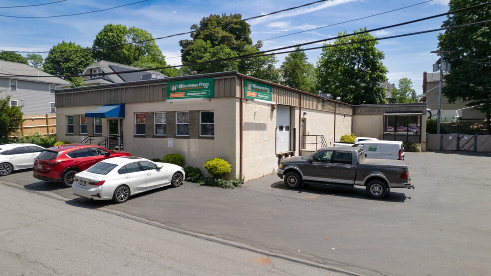 40 Oval Rd, Quincy, MA for lease - Building Photo - Image 1 of 8