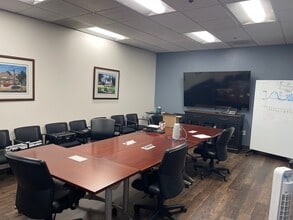 8440 SE Sunnybrook Blvd, Clackamas, OR for lease Interior Photo- Image 1 of 7