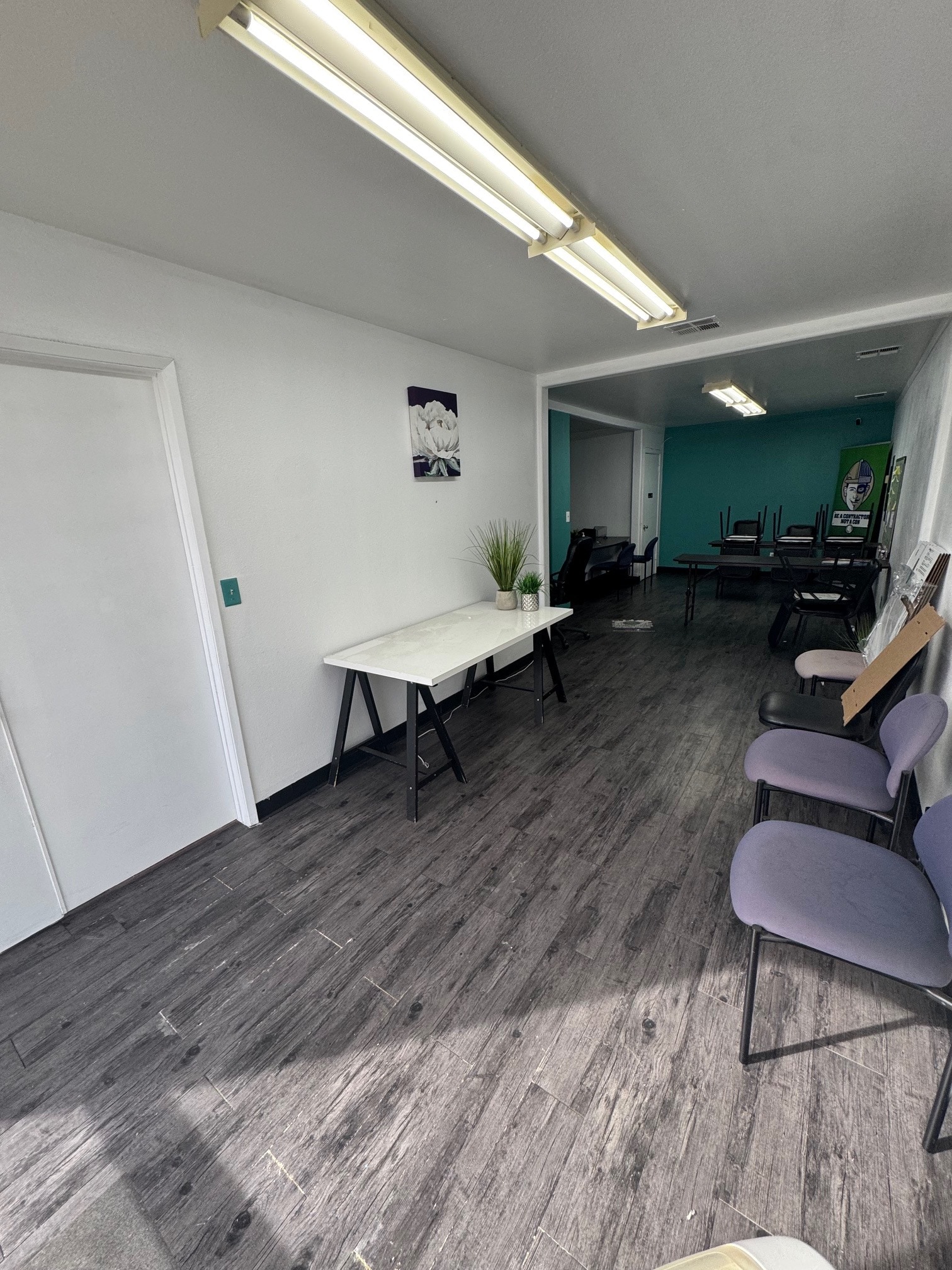 12680 Foothill Blvd, Sylmar, CA for lease Interior Photo- Image 1 of 8