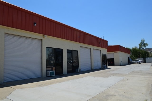 2766-2768 Via Orange Way, Spring Valley, CA for lease - Building Photo - Image 2 of 4