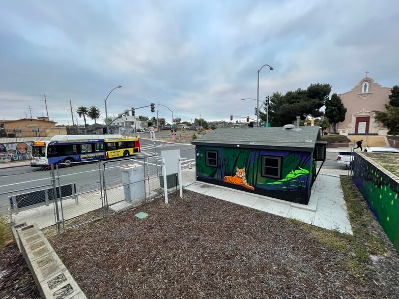 3193 Imperial Ave, San Diego, CA for sale - Building Photo - Image 2 of 14