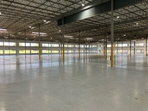 10951 Bush Lake Rd, Bloomington, MN à vendre Photo intérieure- Image 1 de 1