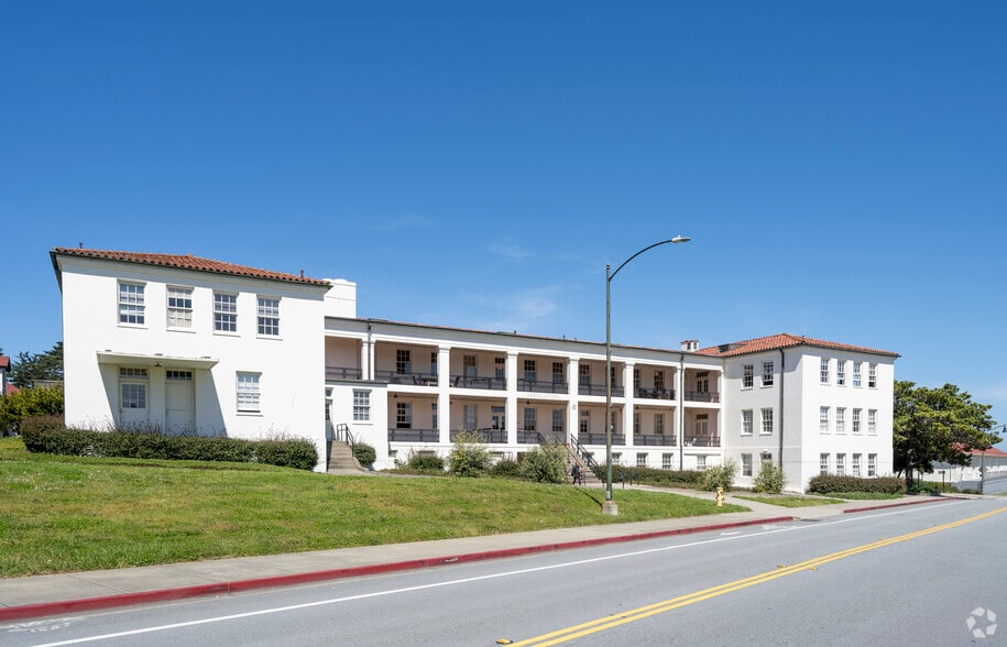 220 Halleck St, San Francisco, CA for lease - Primary Photo - Image 1 of 61