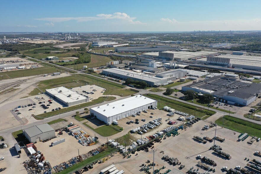 10845 Strang Rd, La Porte, TX à louer - Photo du bâtiment - Image 3 de 4