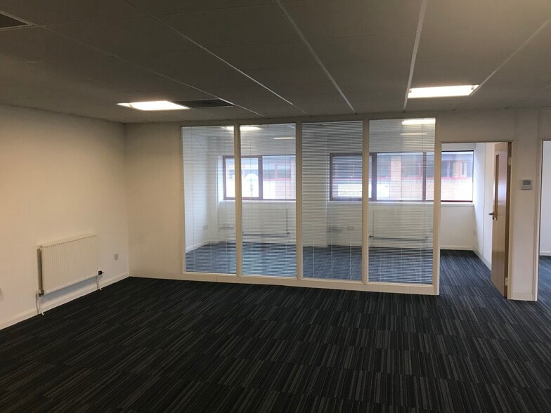 Ferry Hinksey Rd, Oxford for lease - Interior Photo - Image 2 of 6