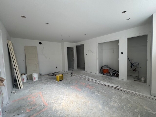 7 Gwynne Ave, Ottawa, ON à vendre - Photo du bâtiment - Image 2 de 15