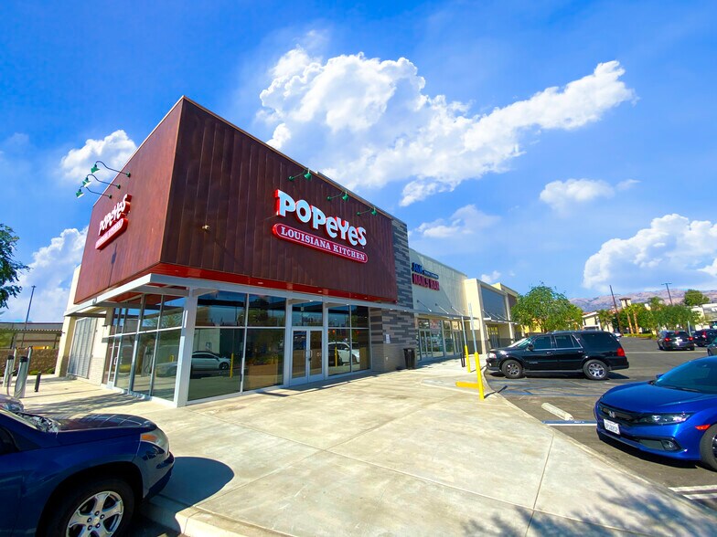 The Gateway at Lassen portfolio of 3 properties for sale on LoopNet.ca - Building Photo - Image 3 of 4