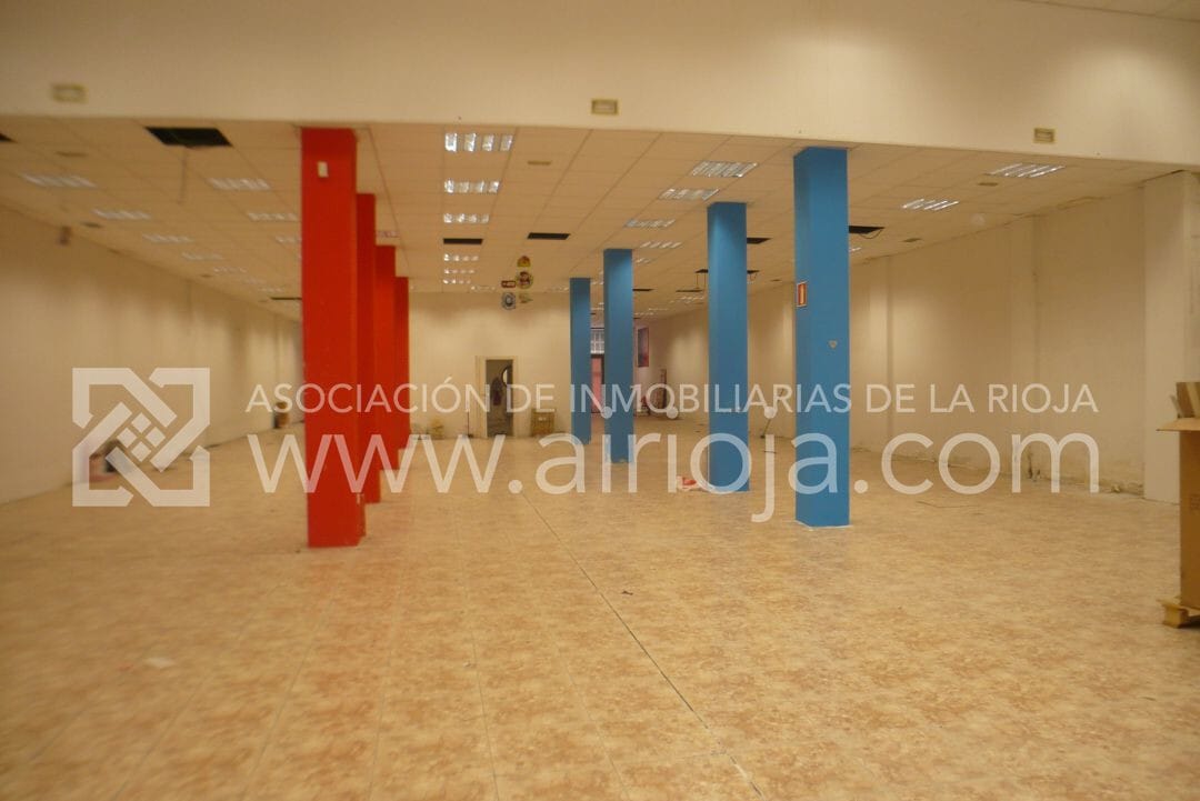 Logroño, LAR 26005 - Unit 1 - - Interior Photo - Image 2 of 4