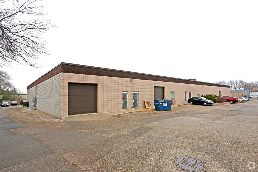 11972-11980 Riverwood Dr, Burnsville, MN for lease - Primary Photo - Image 2 of 5