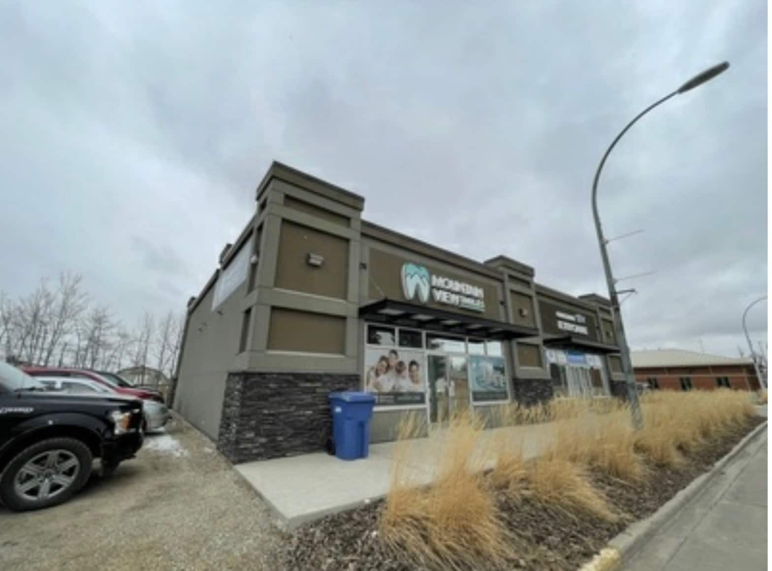 208 10th Ave, Carstairs, AB for sale Building Photo- Image 1 of 15