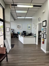 2811 Tamiami Trl, Port Charlotte, FL à louer Photo intérieure- Image 2 de 22