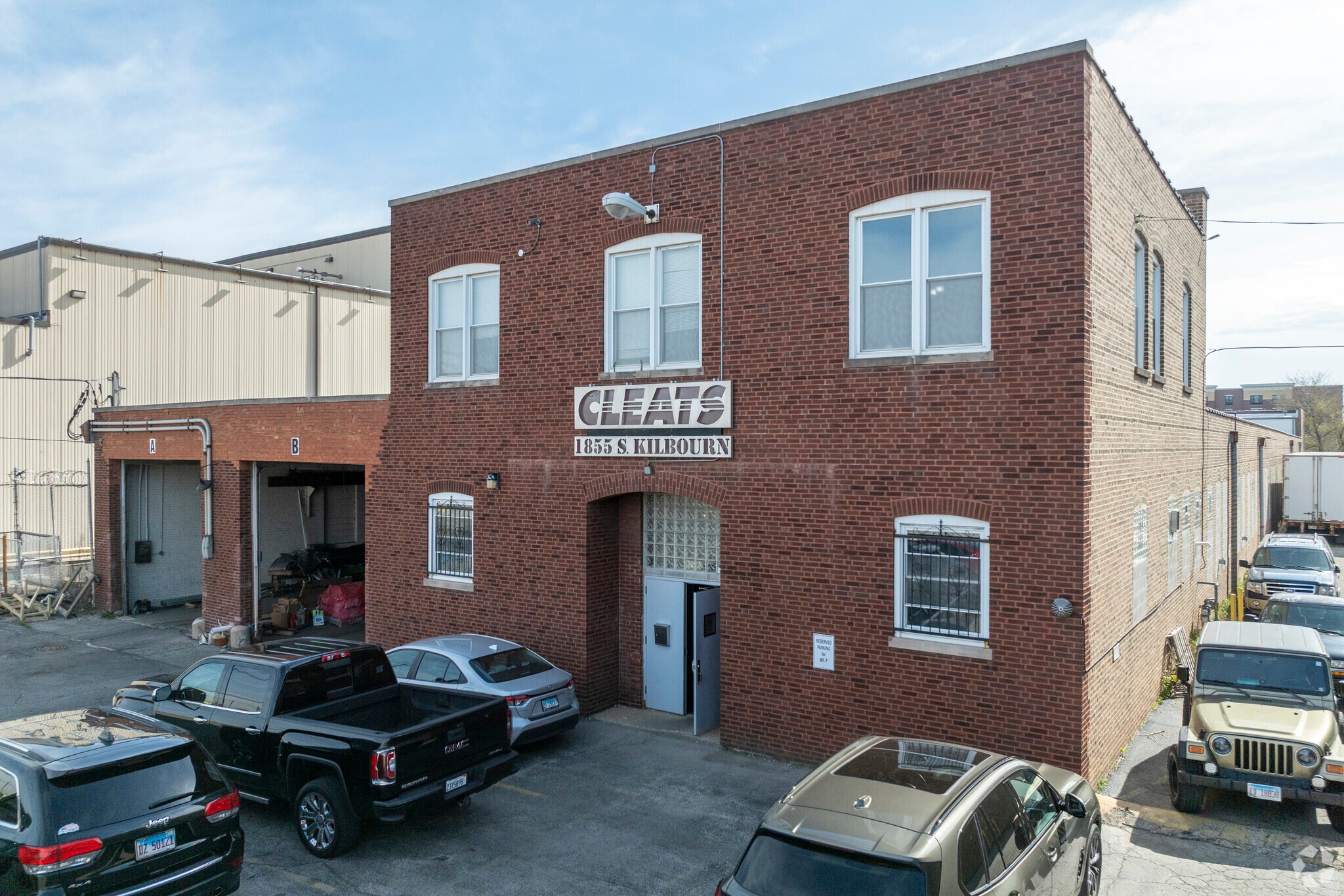 1855 S Kilbourn Ave, Chicago, IL for lease Primary Photo- Image 1 of 9