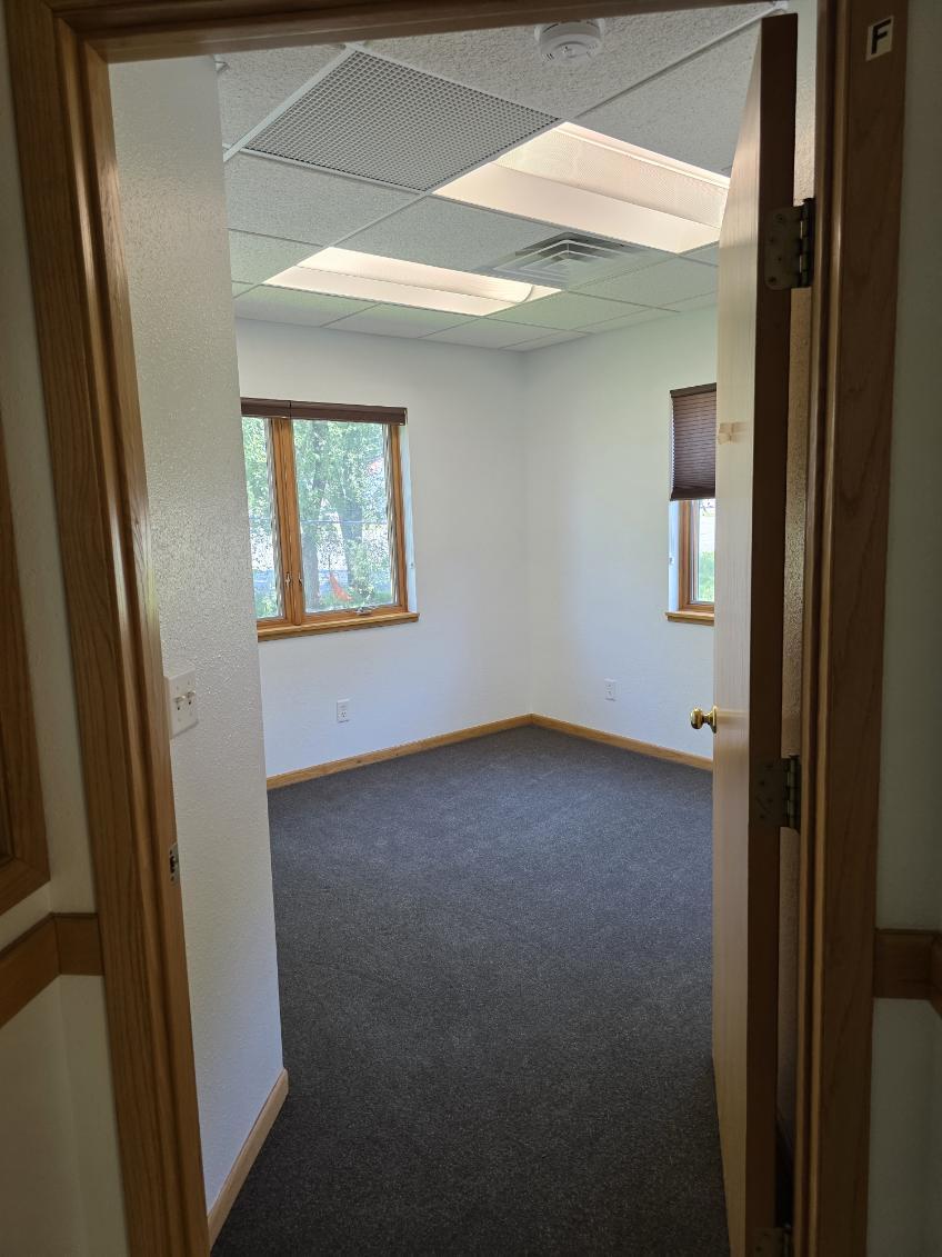 1130 Sextonville Rd, Richland Center, WI for lease Interior Photo- Image 1 of 2