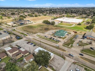 Plus de détails pour 4610 Center St, Deer Park, TX - Vente au détail à vendre