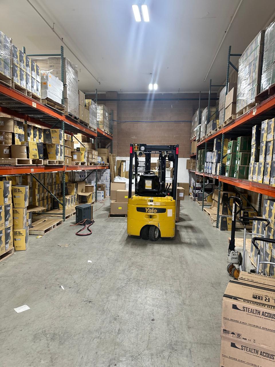 351 Spook Rock Rd, Suffern, NY à louer Photo intérieure- Image 1 de 4