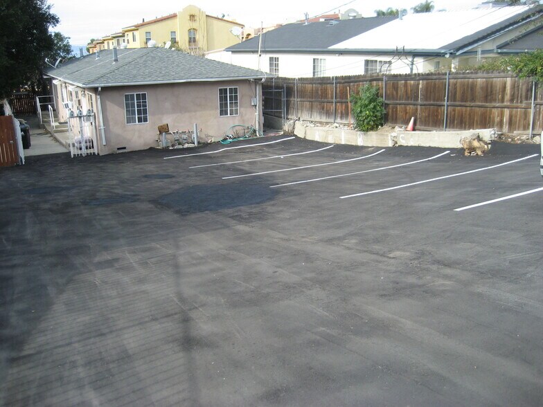 10143-10145 Mountair Ave, Tujunga, CA à vendre - Photo du bâtiment - Image 2 de 7