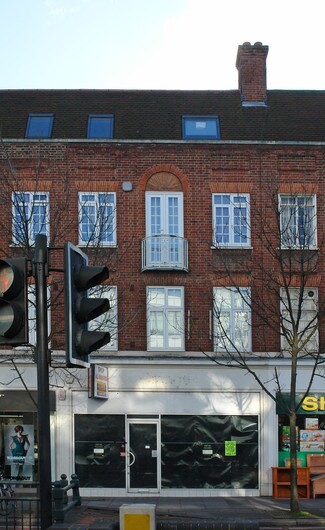 Plus de détails pour 403 Upper Richmond Rd W, Londres - Commerce de détail à louer