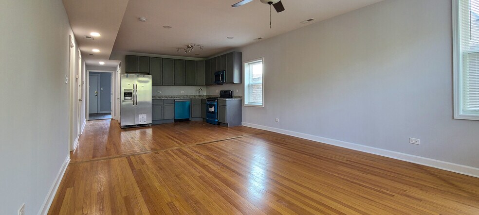 619 E Groveland Park, Chicago, IL à vendre - Photo du bâtiment - Image 2 de 43