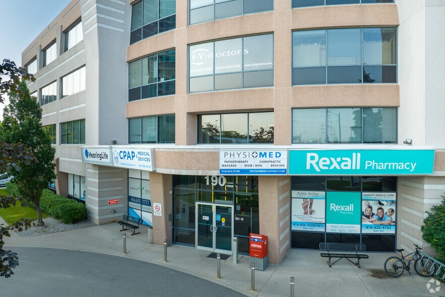 190 Sherway Dr, Toronto, ON for lease - Building Photo - Image 3 of 5