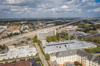 12603 Southwest Fwy, Stafford, TX - Aérien  Vue de la carte - Image1