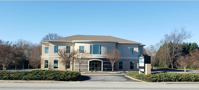 1460 John B White Sr Blvd, Spartanburg, SC for lease Building Photo- Image 1 of 10