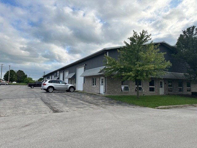 21638-21648 S Schoolhouse Rd, New Lenox, IL for lease Interior Photo- Image 1 of 14