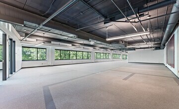 7800 Equitable Dr, Eden Prairie, MN for lease Interior Photo- Image 1 of 4