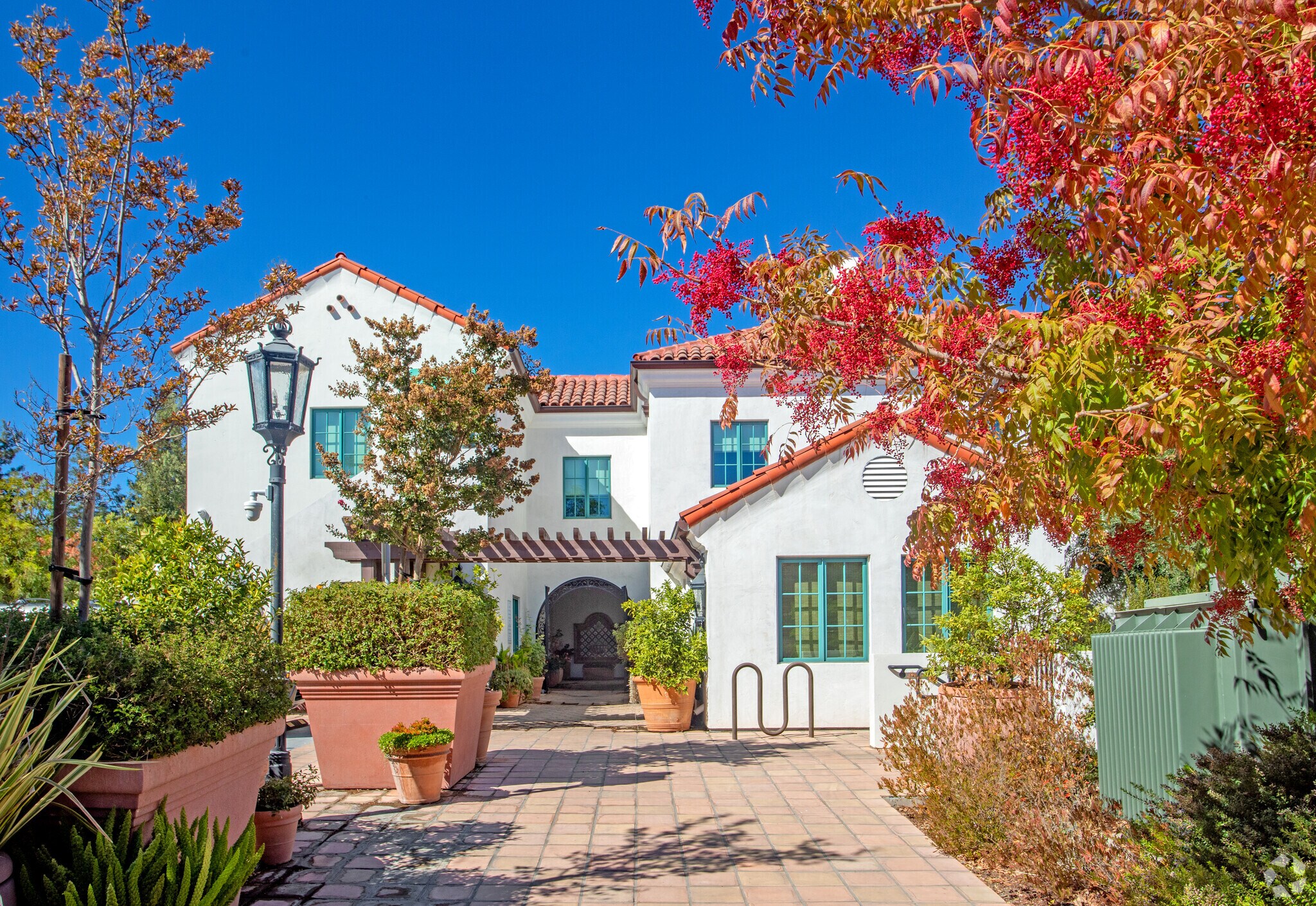 14830 Los Gatos Blvd, Los Gatos, CA à louer Photo principale- Image 1 de 8