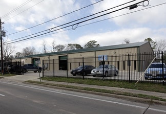 More details for 4920 Pinemont Dr, Houston, TX - Industrial for Sale